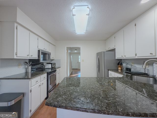 4722 Bradford Lane, Powder Springs, GA 30127