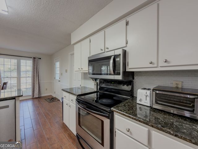 4722 Bradford Lane, Powder Springs, GA 30127