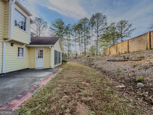 4722 Bradford Lane, Powder Springs, GA 30127