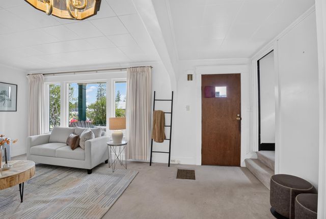 1118 E EVERETT Ave, Spokane, WA 99207
