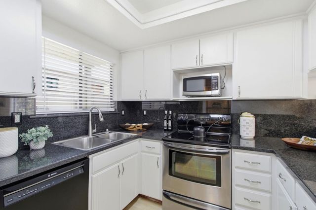 1048 Villa Maria Court, San Jose, CA 95125