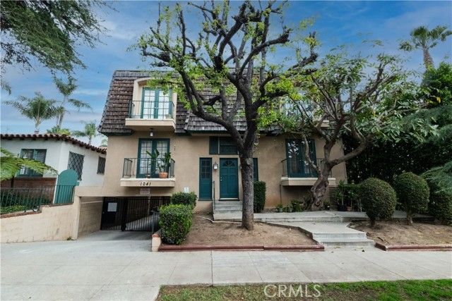 1041 9th Street, Santa Monica, CA 90403