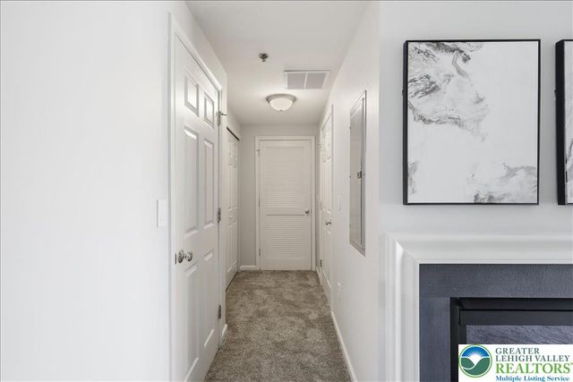 946 Nittany Court C221, South Whitehall Twp, PA 18104