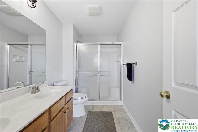 946 Nittany Court C221, South Whitehall Twp, PA 18104