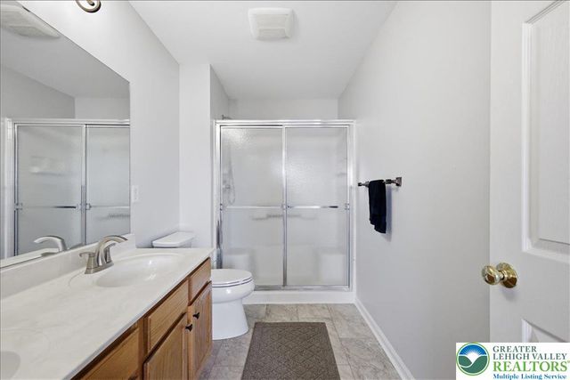 946 Nittany Court C221, South Whitehall Twp, PA 18104