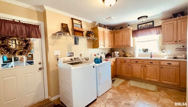 5197 E Emmerson City Road, Scheller, IL 62883