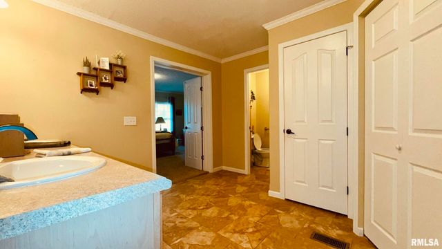 5197 E Emmerson City Road, Scheller, IL 62883