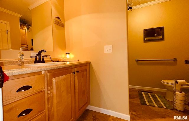 5197 E Emmerson City Road, Scheller, IL 62883