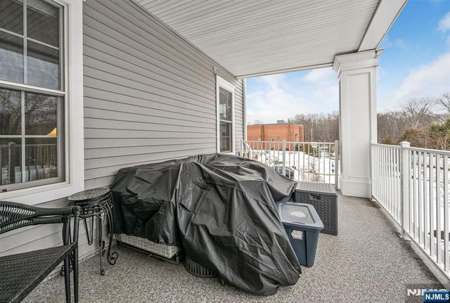 5201 Rio Vista Lane, Northvale, NJ 07647