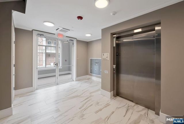 5201 Rio Vista Lane, Northvale, NJ 07647