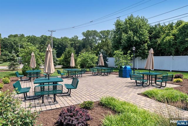 5201 Rio Vista Lane, Northvale, NJ 07647