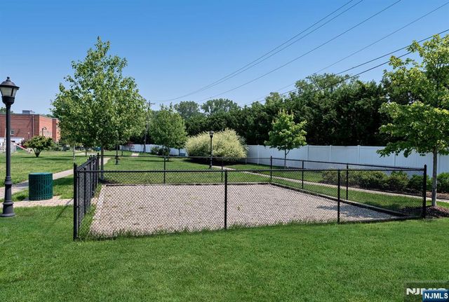 5201 Rio Vista Lane, Northvale, NJ 07647