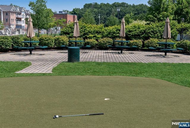 5201 Rio Vista Lane, Northvale, NJ 07647