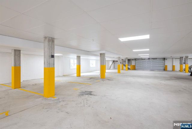 5201 Rio Vista Lane, Northvale, NJ 07647