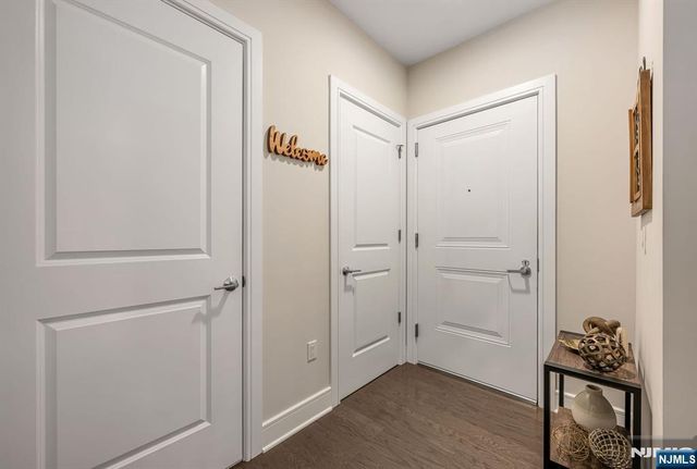 5201 Rio Vista Lane, Northvale, NJ 07647