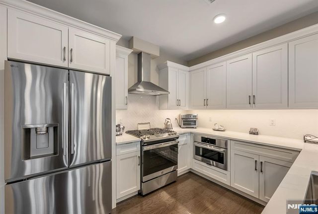 5201 Rio Vista Lane, Northvale, NJ 07647