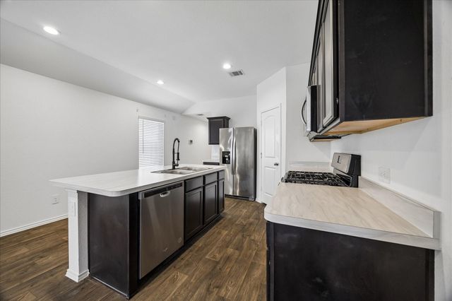 16691 Lonely Pines Drive, Conroe, TX 77302