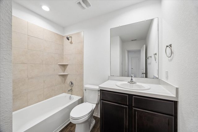 16691 Lonely Pines Drive, Conroe, TX 77302