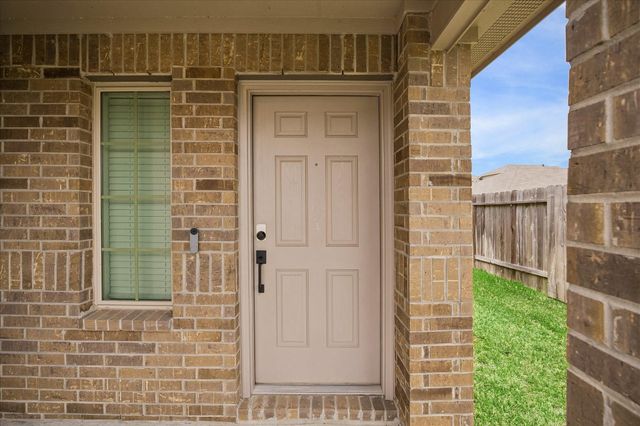 16691 Lonely Pines Drive, Conroe, TX 77302