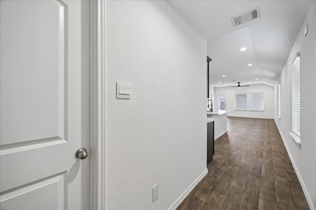 16691 Lonely Pines Drive, Conroe, TX 77302
