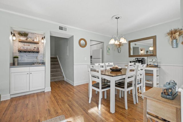 142 High Hammock Drive, Johns Island, SC 29455