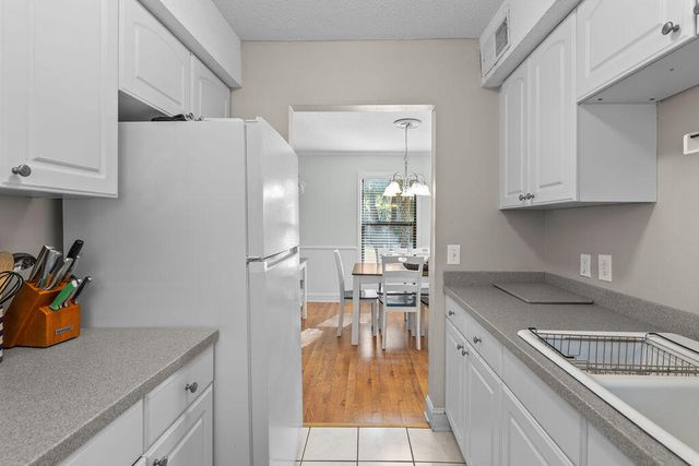 142 High Hammock Drive, Johns Island, SC 29455