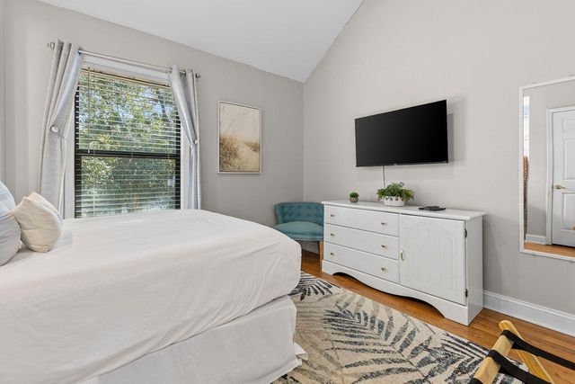 142 High Hammock Drive, Johns Island, SC 29455