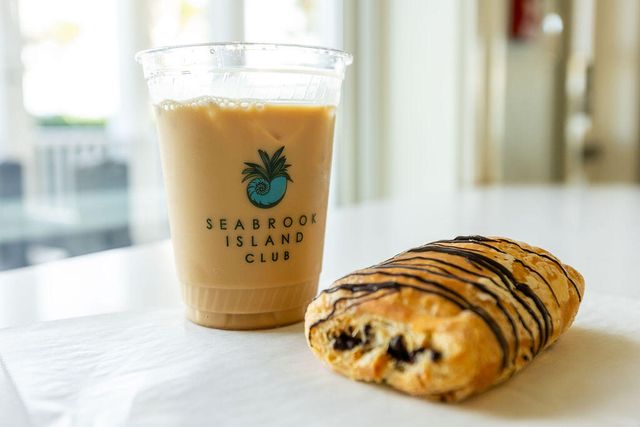 142 High Hammock Drive, Johns Island, SC 29455