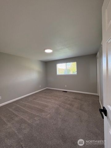 1104 NE 9th Street, East Wenatchee, WA 98802