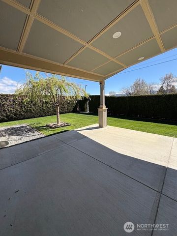 1104 NE 9th Street, East Wenatchee, WA 98802