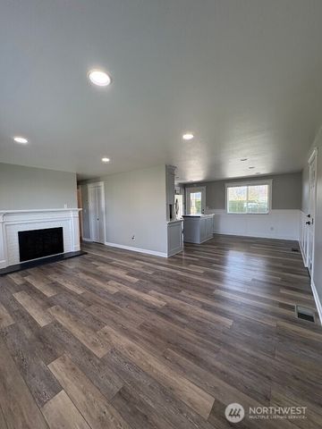 1104 NE 9th Street, East Wenatchee, WA 98802