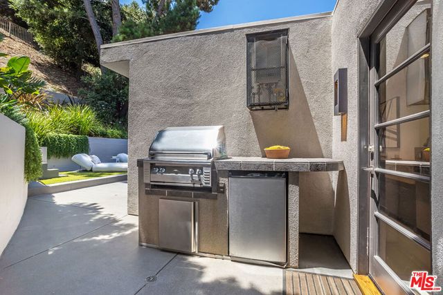 9834 Wanda Park Drive, Beverly Hills, CA 90210