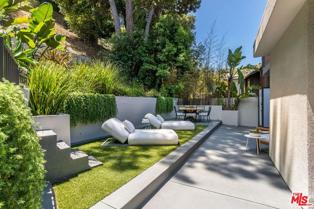 9834 Wanda Park Drive, Beverly Hills, CA 90210