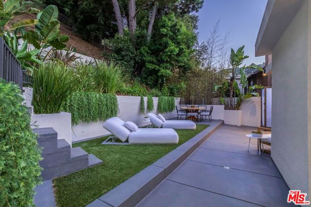 9834 Wanda Park Drive, Beverly Hills, CA 90210