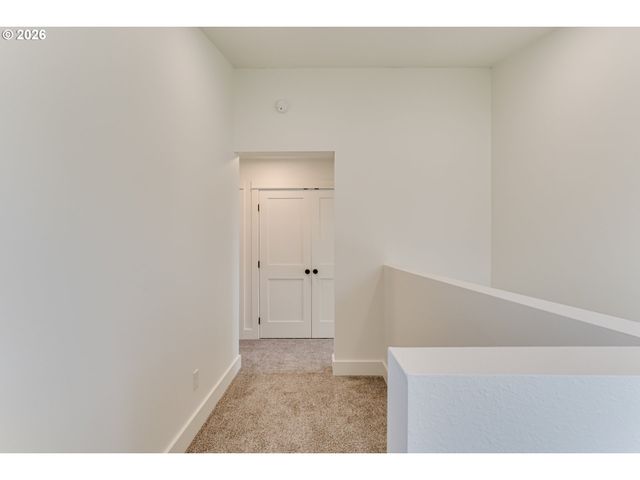 -1 S 41ST Pl, Springfield, OR 97478