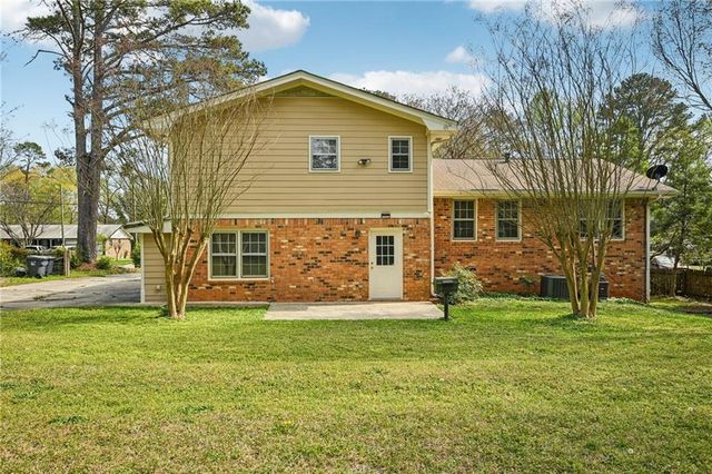 2191 Plantation Court, Lawrenceville, GA 30044