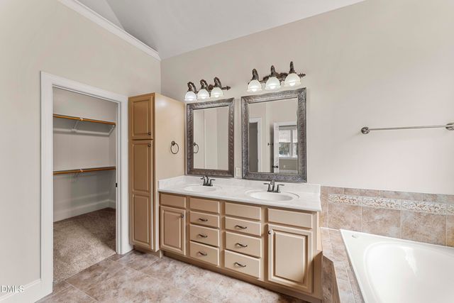 54 Wembury Drive, Clayton, NC 27527