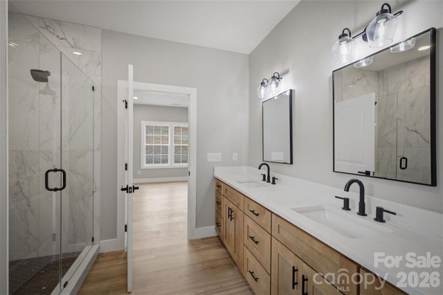 921 Overlook Drive SW, Lenoir, NC 28645