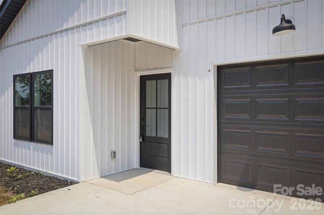 921 Overlook Drive SW, Lenoir, NC 28645