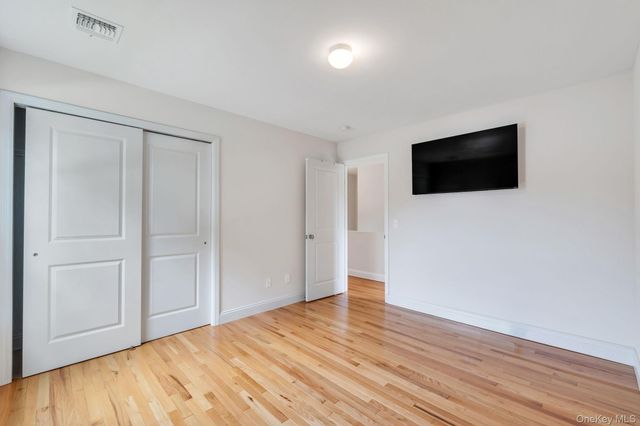 164 Chestnut Street, Mount Sinai, NY 11766