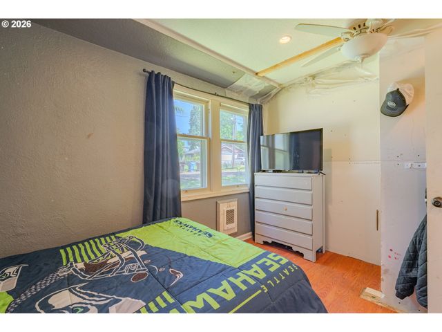 3266 G St, Washougal, WA 98671
