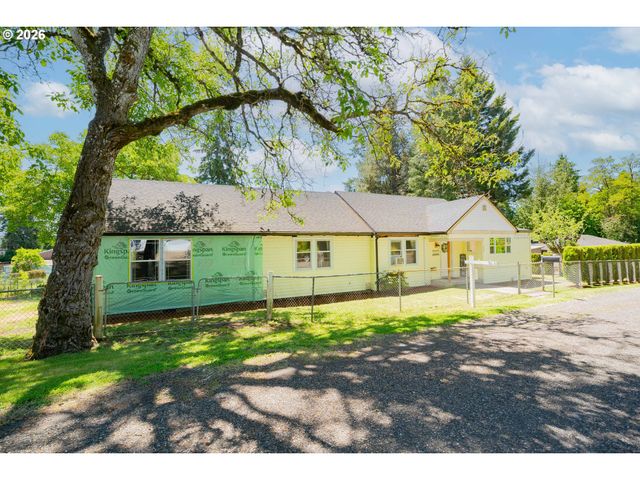 3266 G St, Washougal, WA 98671