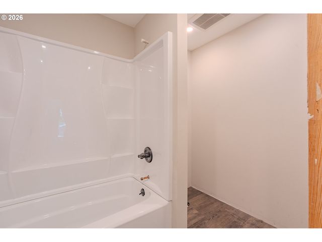 3266 G St, Washougal, WA 98671