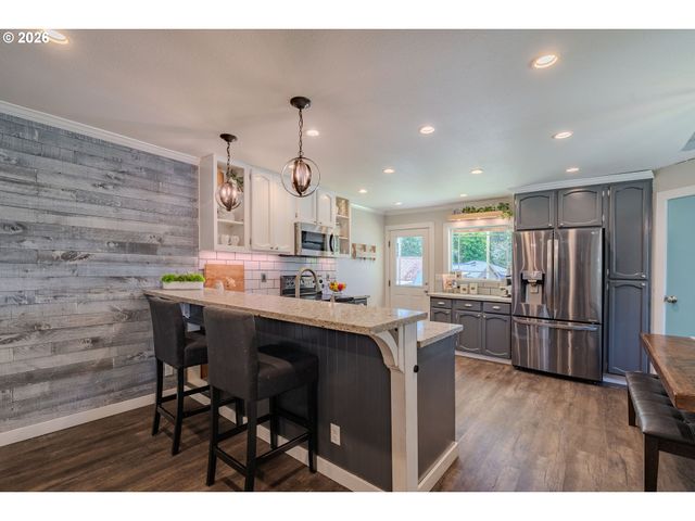 3266 G St, Washougal, WA 98671