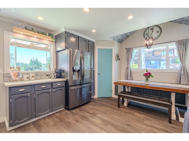 3266 G St, Washougal, WA 98671