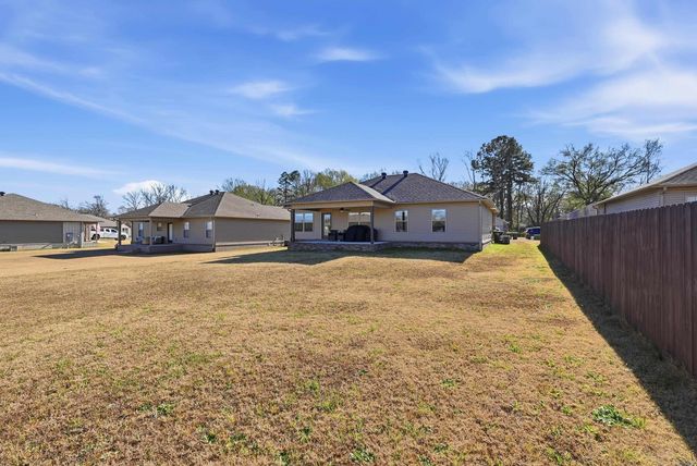 13 Lilly Ann Court, Ward, AR 72176