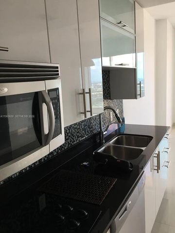 60 SW 13th St 3405, Miami, FL 33130