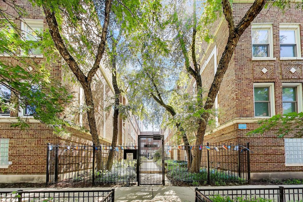 5115 N Kenmore Avenue 3S, Chicago, IL 60640