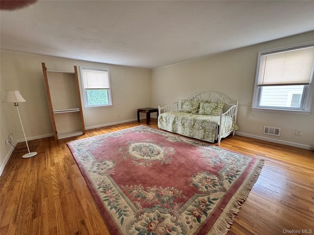 15 Orchard Parkway, White Plains, NY 10606