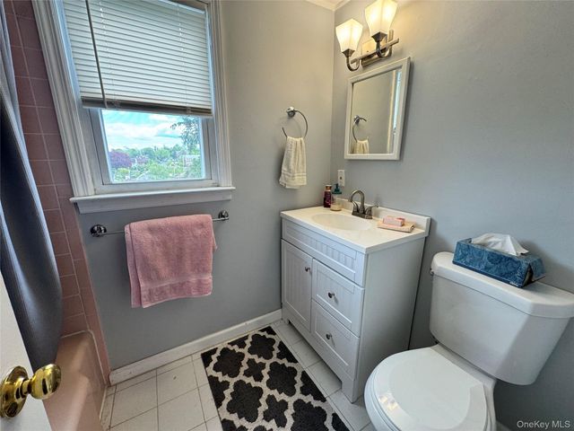 15 Orchard Parkway, White Plains, NY 10606